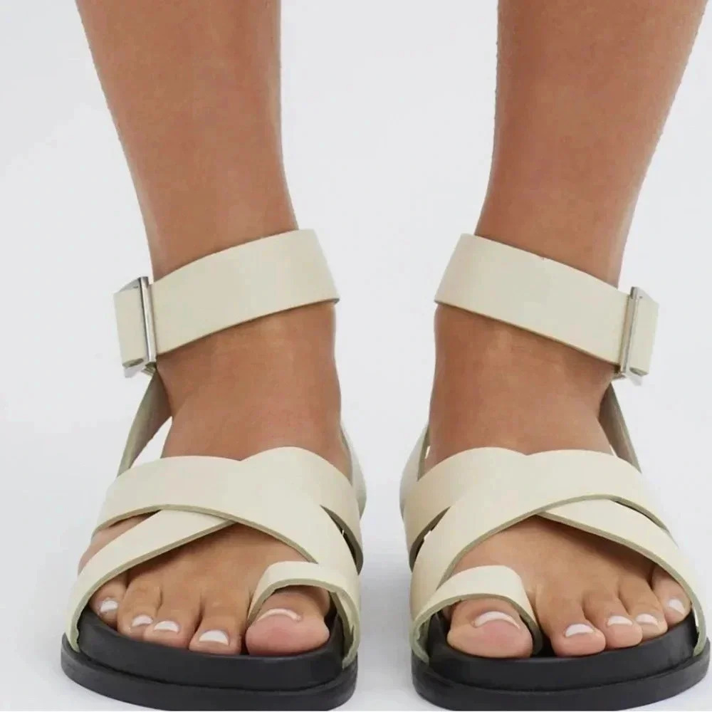 Sol-Sana Hitch Footbed Cream Leather Sandals New Size 10 (41) Liberte